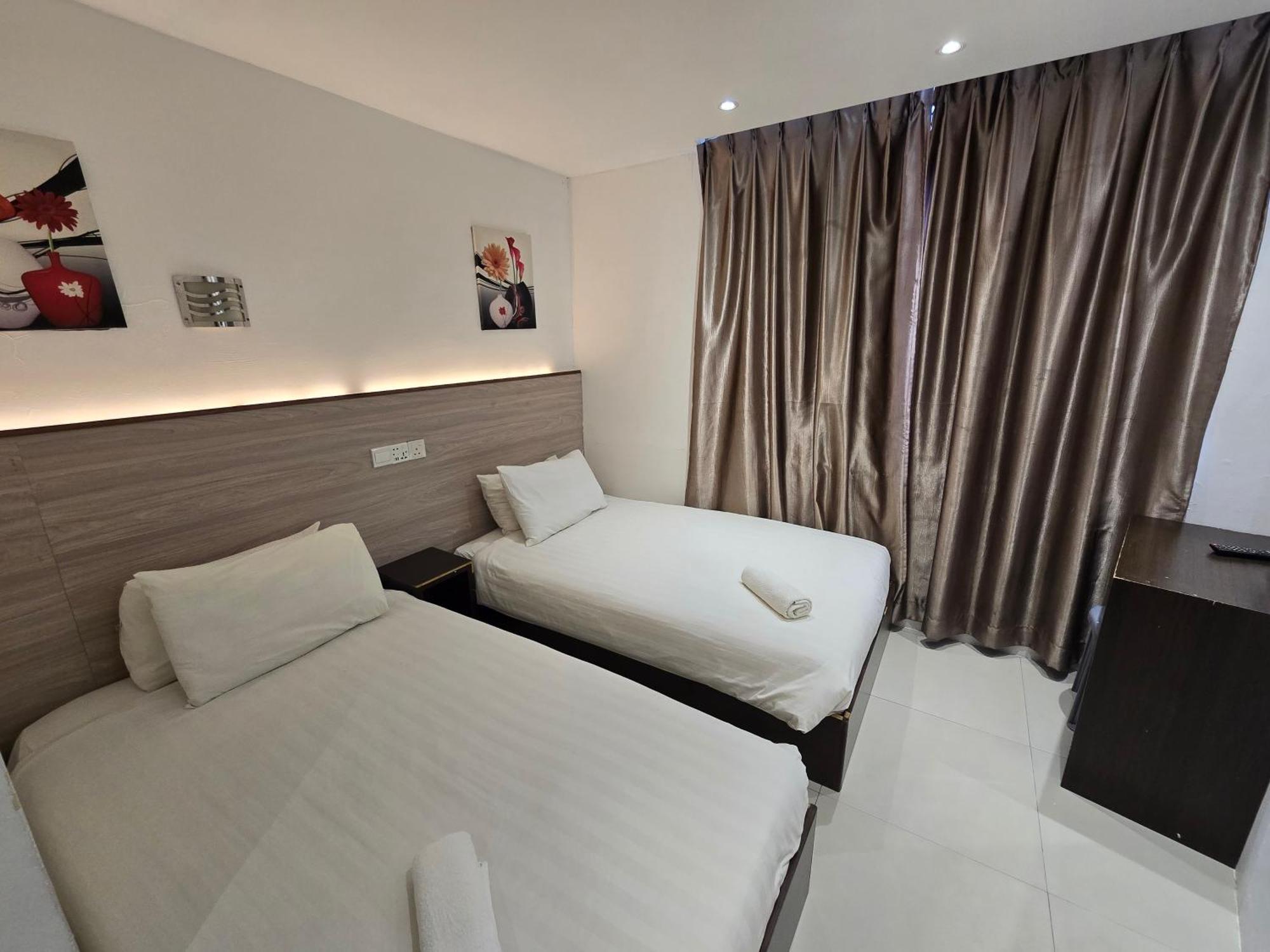 One Point Hotel Kuching Exterior foto